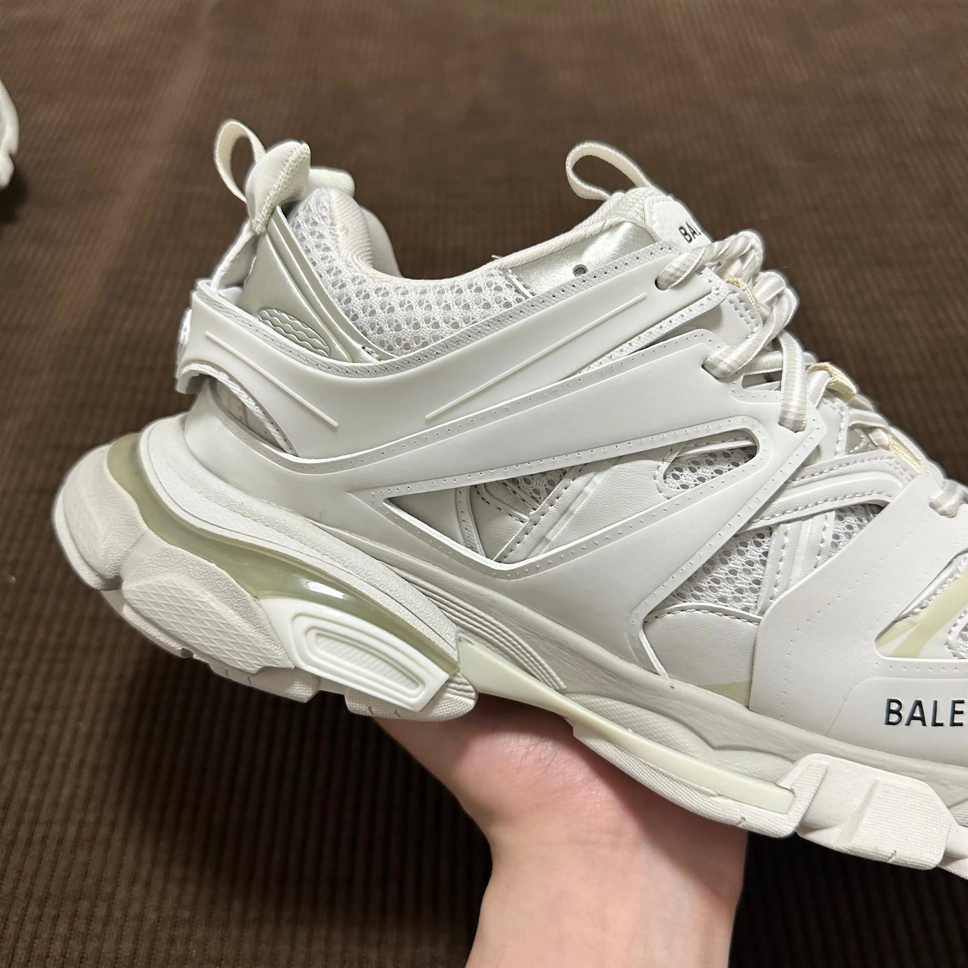 Balenciaga Tracks Cream SECOND SOURCE
