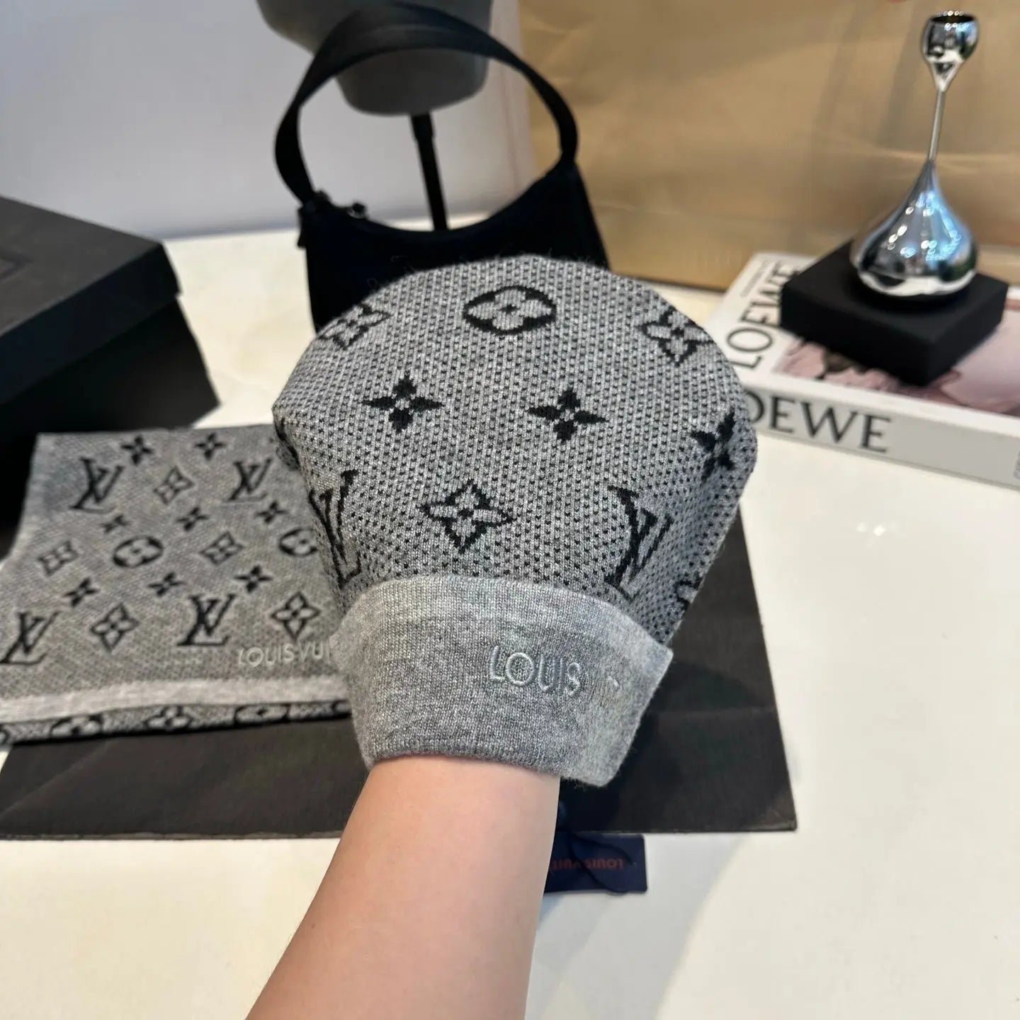 Louis Vuitton Scarf Set 4 - SECOND SOURCE