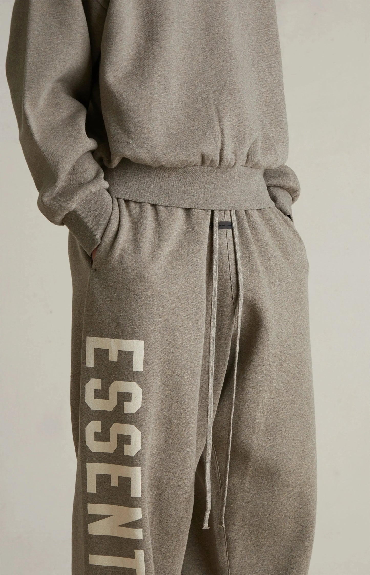 Essentials FEAR OF GOD Lounge Fleece Bottoms 2025 - SECOND SOURCE