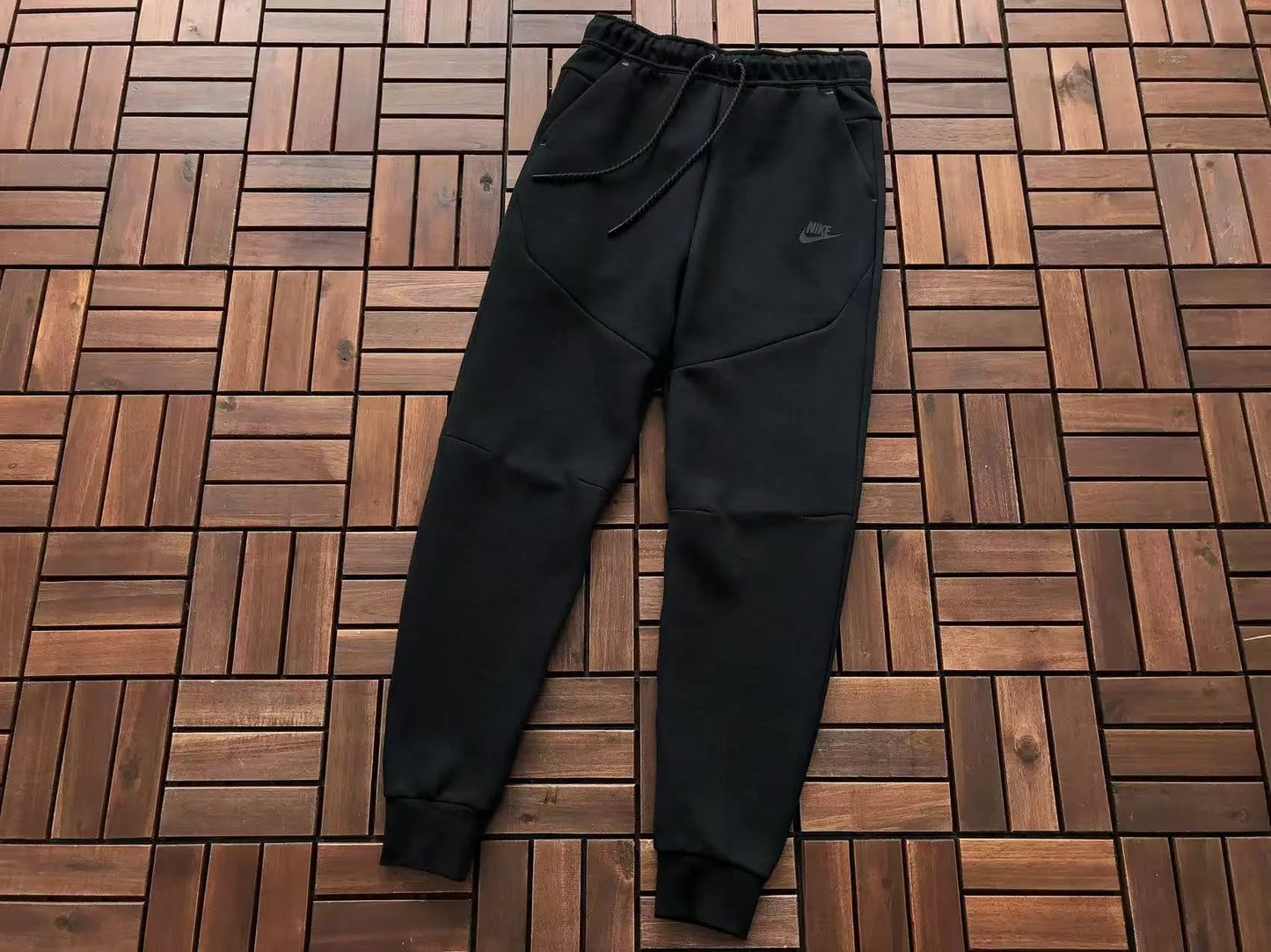 Nike Tech Fleece Black 2020 - SECOND SOURCE