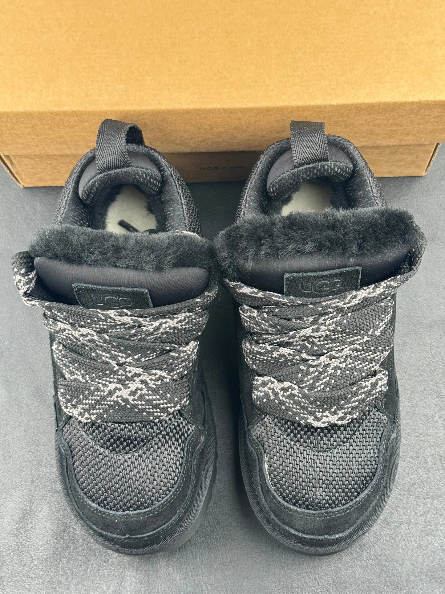 UGG Lowmel Sneakers Black - SECOND SOURCE