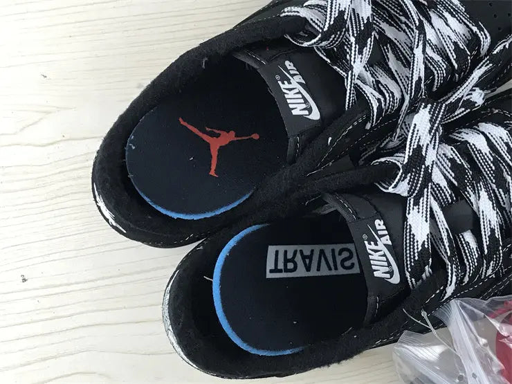 Travis Scott x Air Jordan 1 Low OG “Black Phantom” SECOND SOURCE