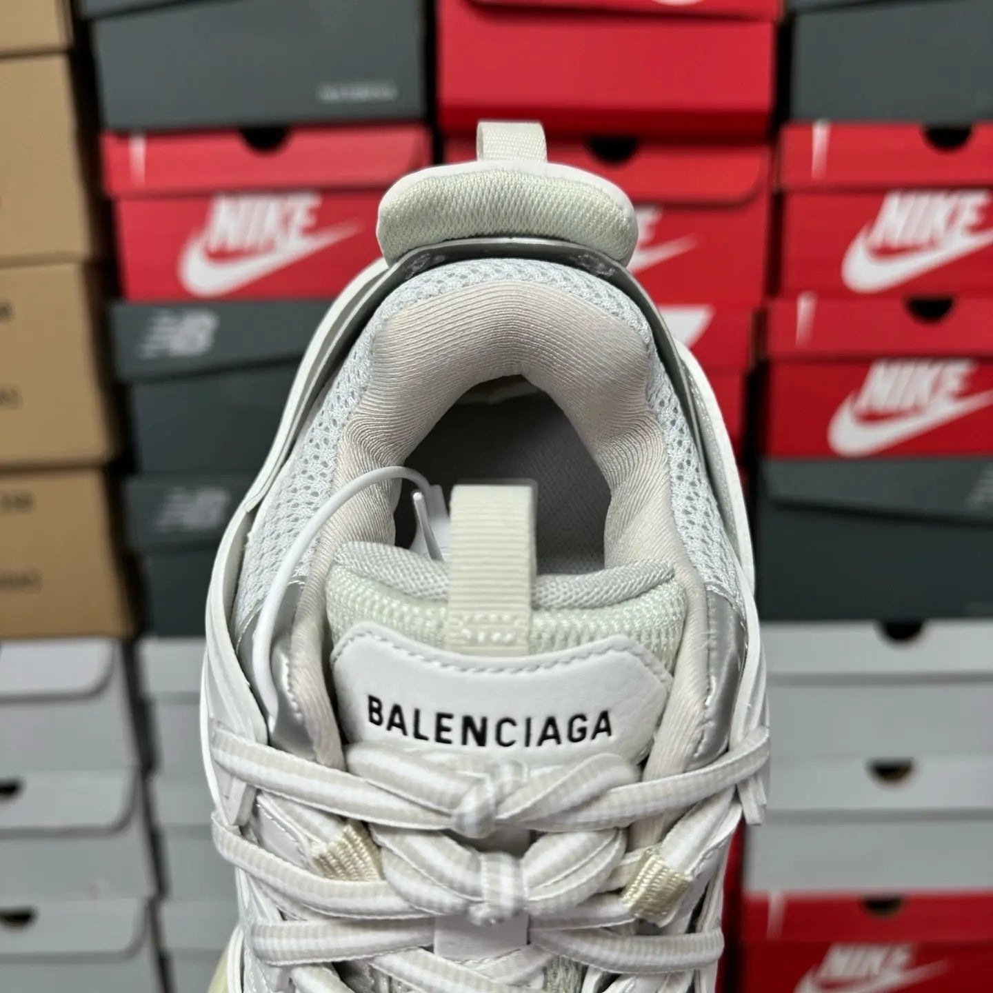 Blenciaga Tracks LED Grey - SECOND SOURCE