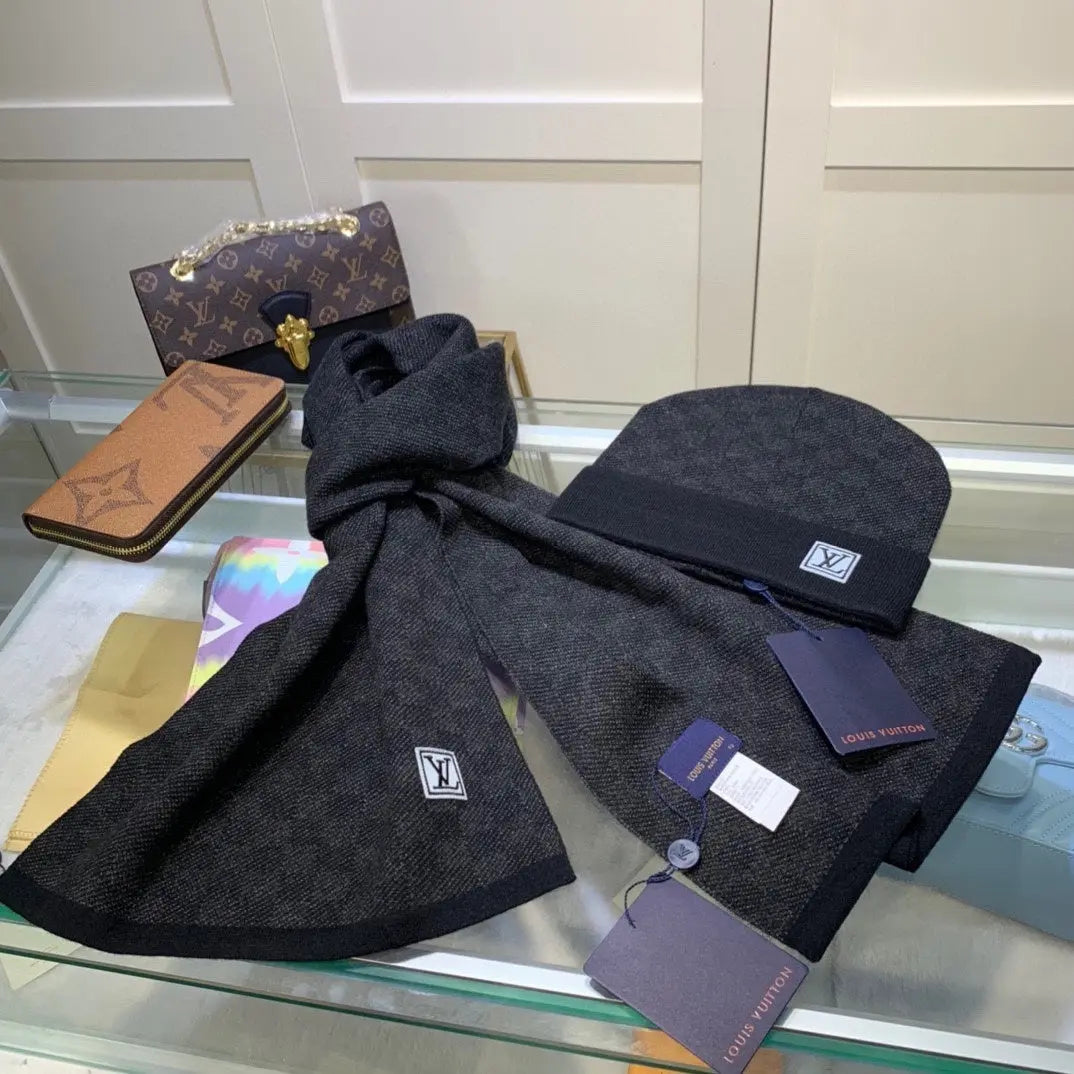 Louis Vuitton Scarf Set 3 - SECOND SOURCE