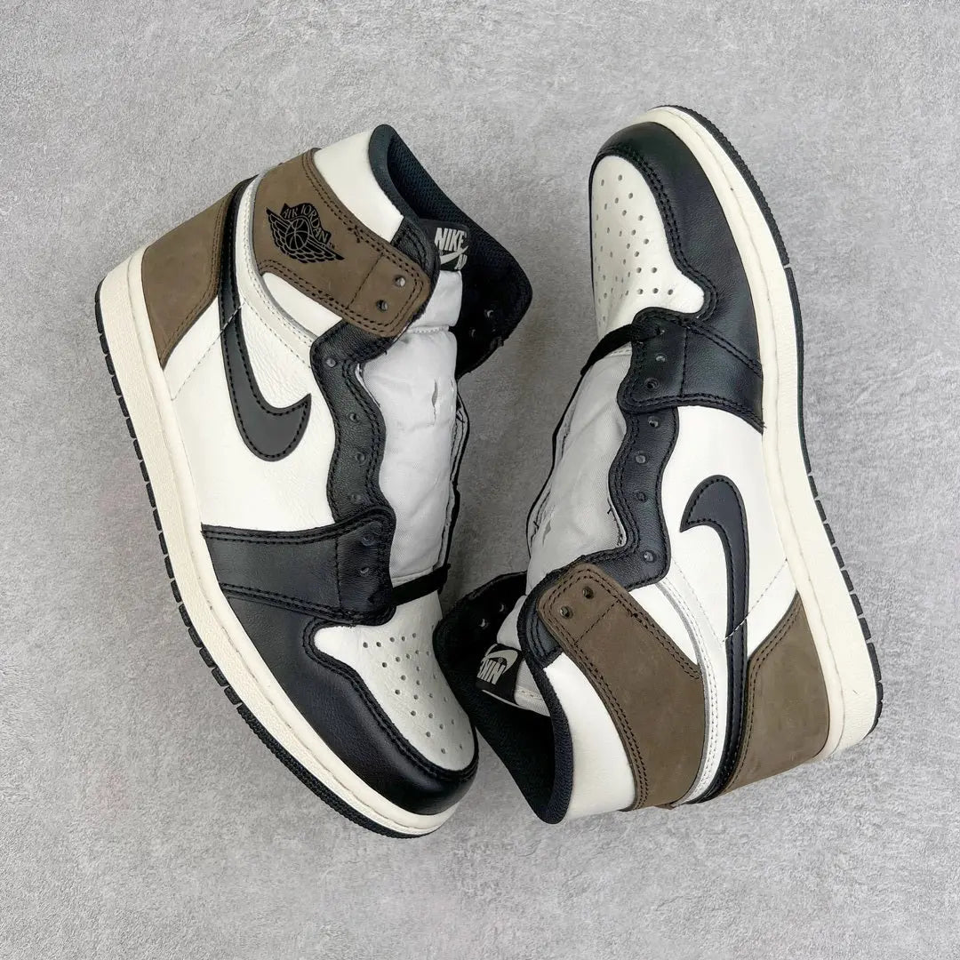 Travis Scott x Air Jordan AJ1 Retro High - SECOND SOURCE
