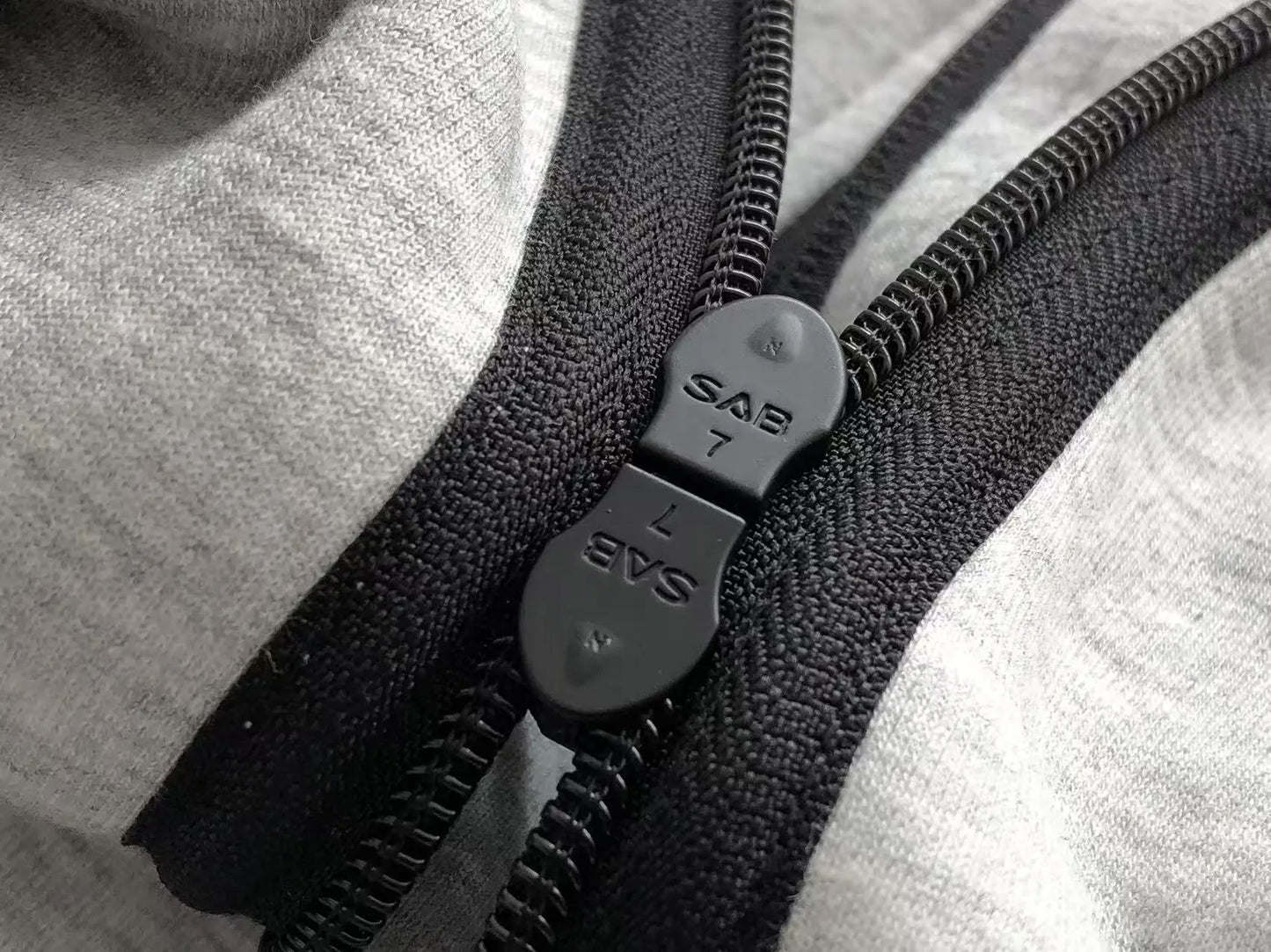 Nike Tech Fleece Grey 2025 - SECOND SOURCE