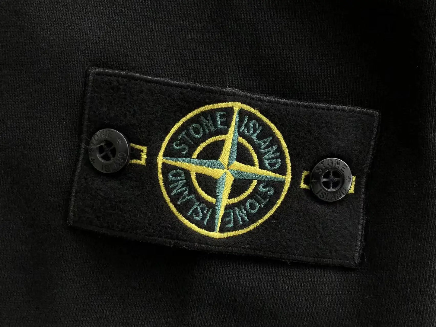 Stone Island Crewneck - SECOND SOURCE