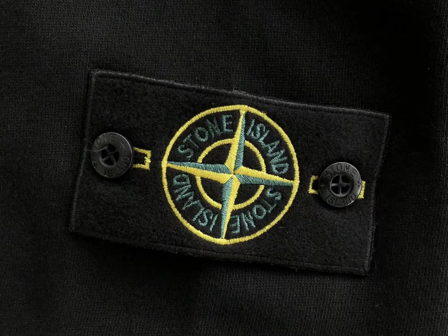 Stone Island Crewneck - SECOND SOURCE