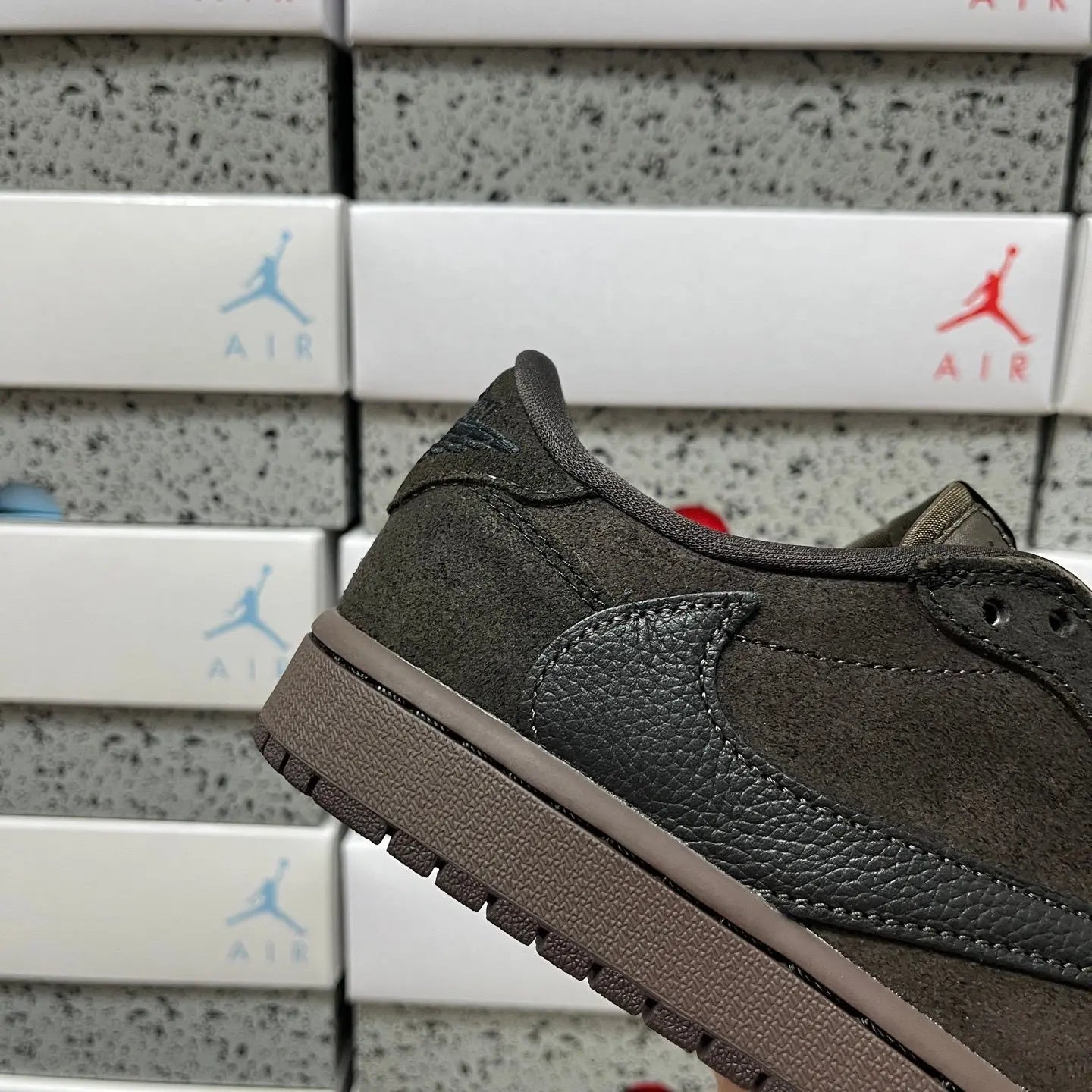 Travis Scott x Air Jordan AJ1 Low OG SP - SECOND SOURCE