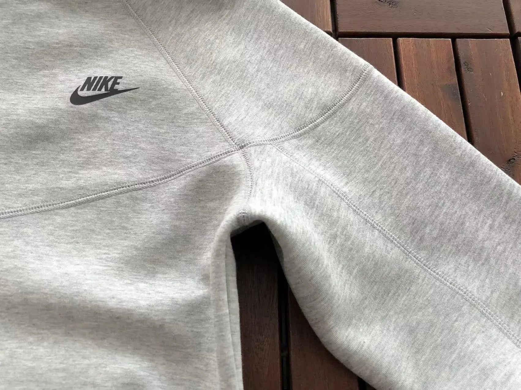 Nike Tech Fleece Grey 2023 - SECOND SOURCE