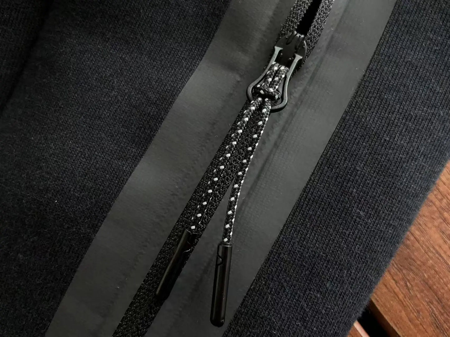 Nike Tech Fleece Black 2025 - SECOND SOURCE