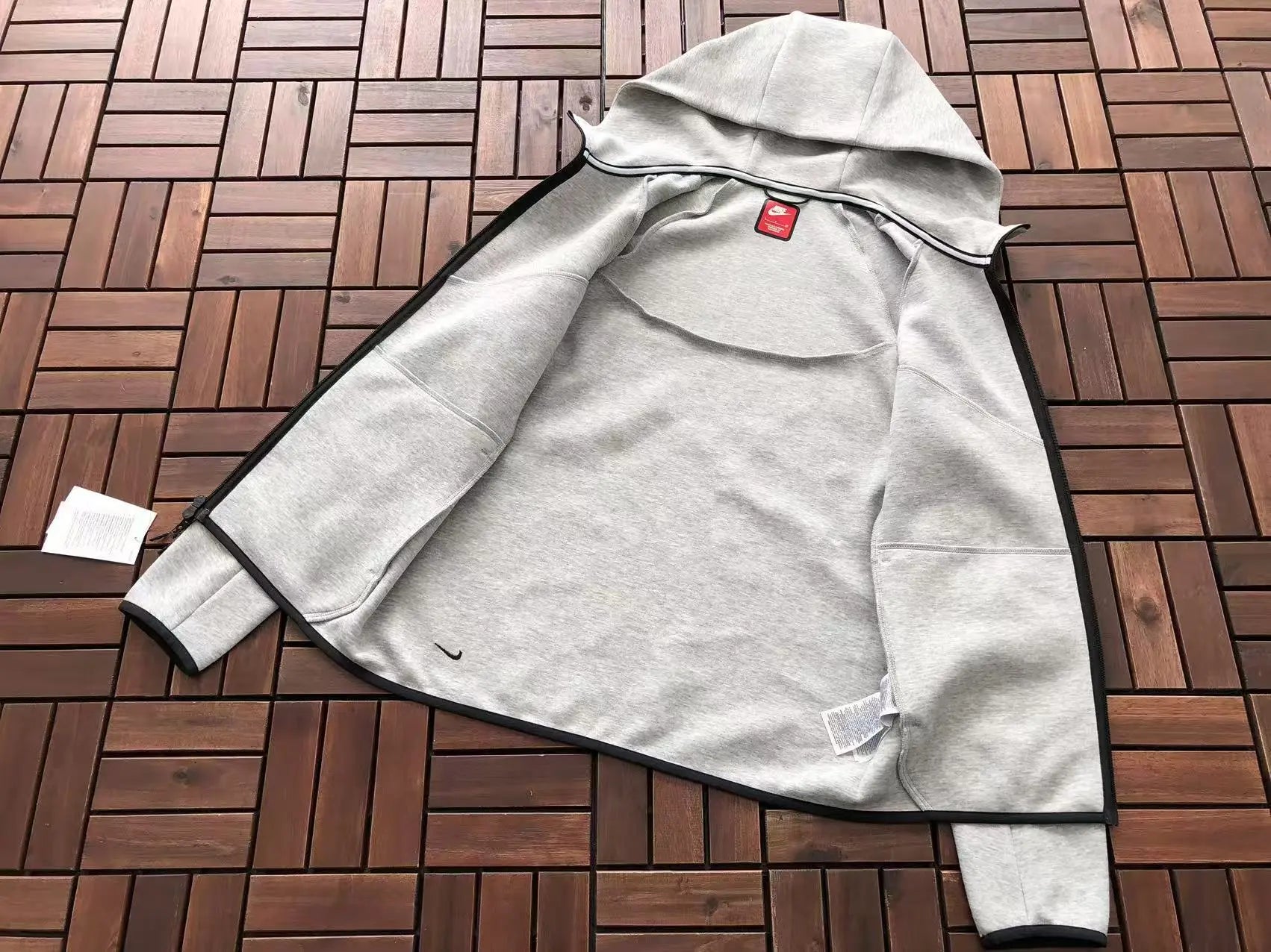 Nike Tech Fleece Grey 2025 - SECOND SOURCE