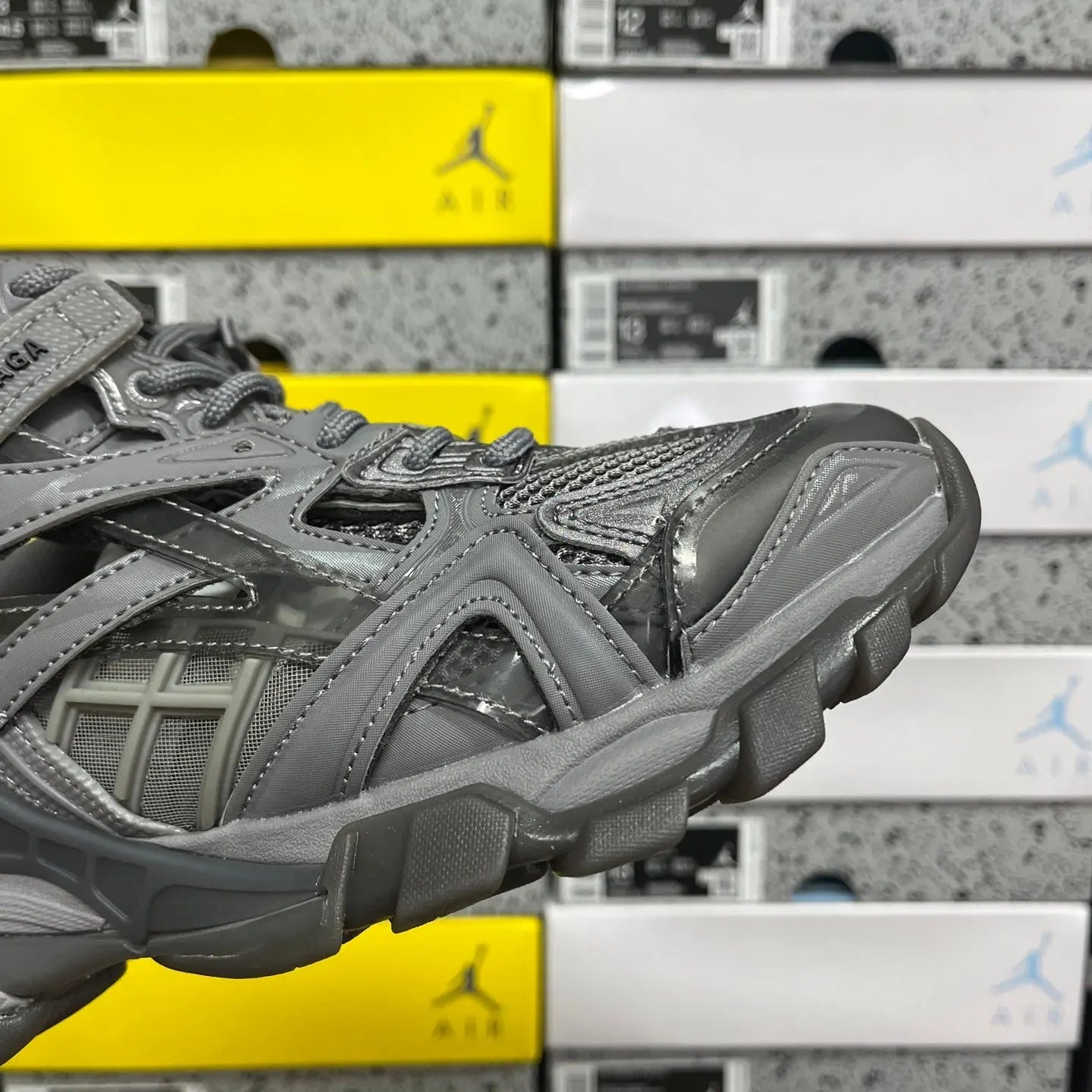 Blenciaga Tracks 2.0 Grey - SECOND SOURCE