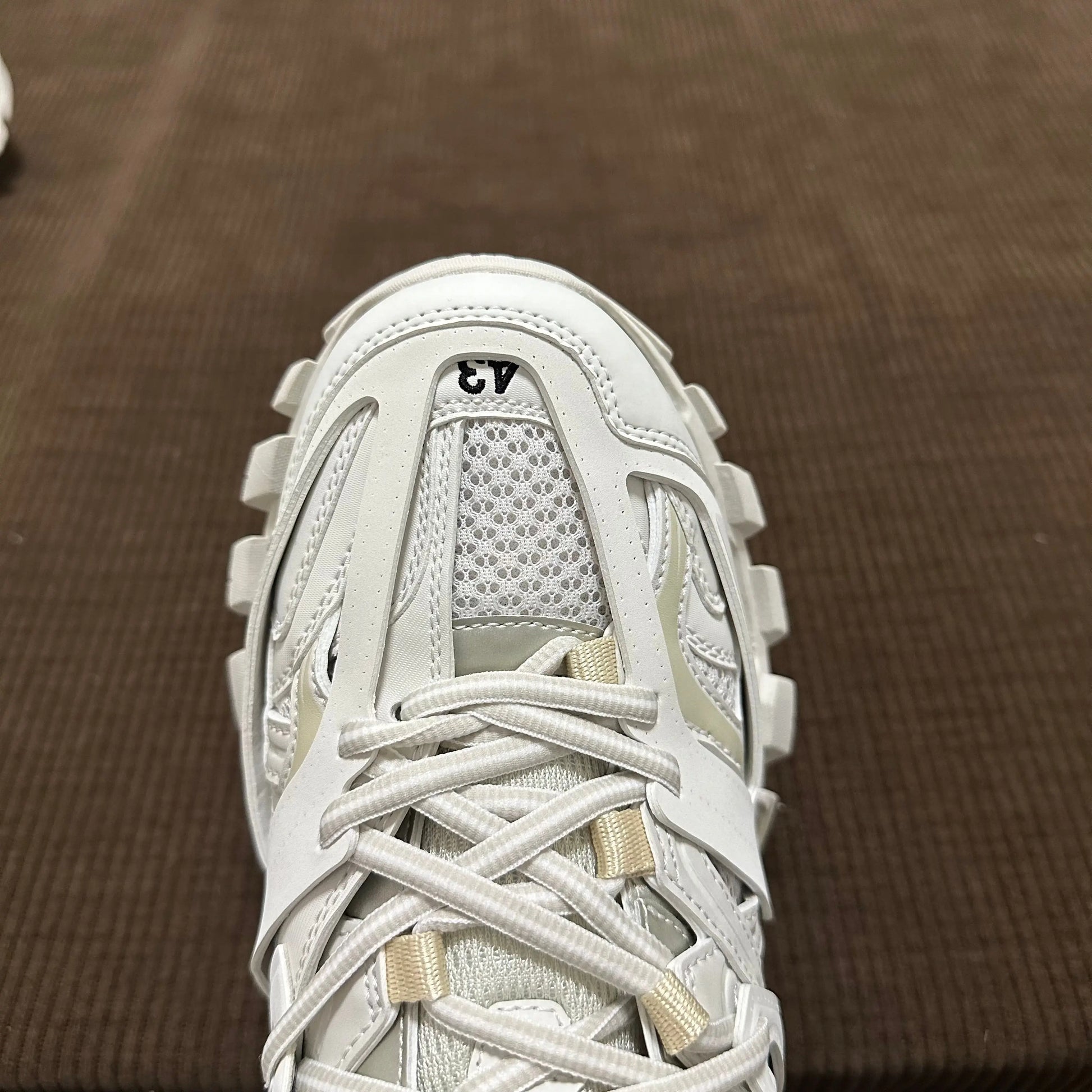 Balenciaga Tracks Cream SECOND SOURCE