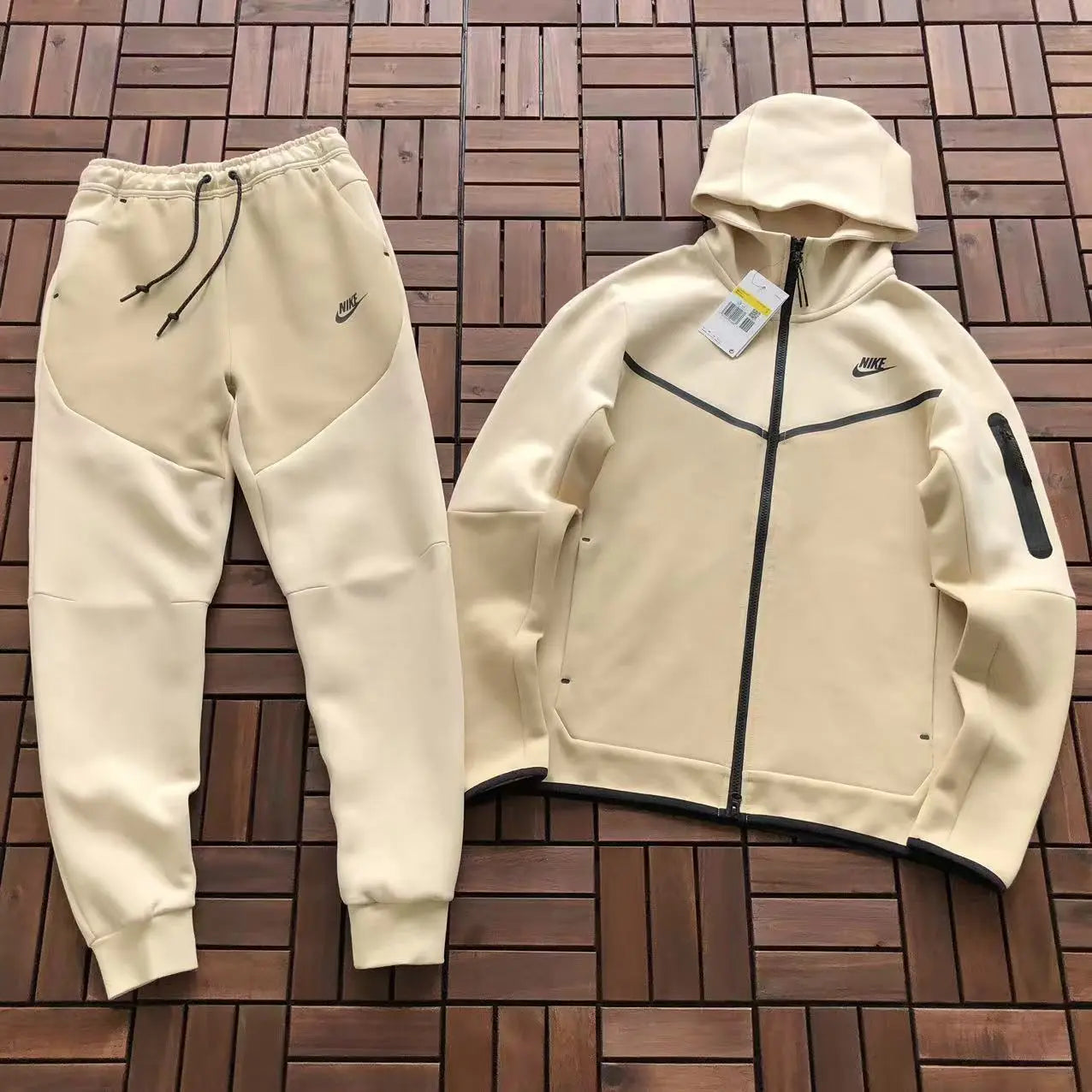 Nike Tech Fleece Cream 2020 - SECOND SOURCE
