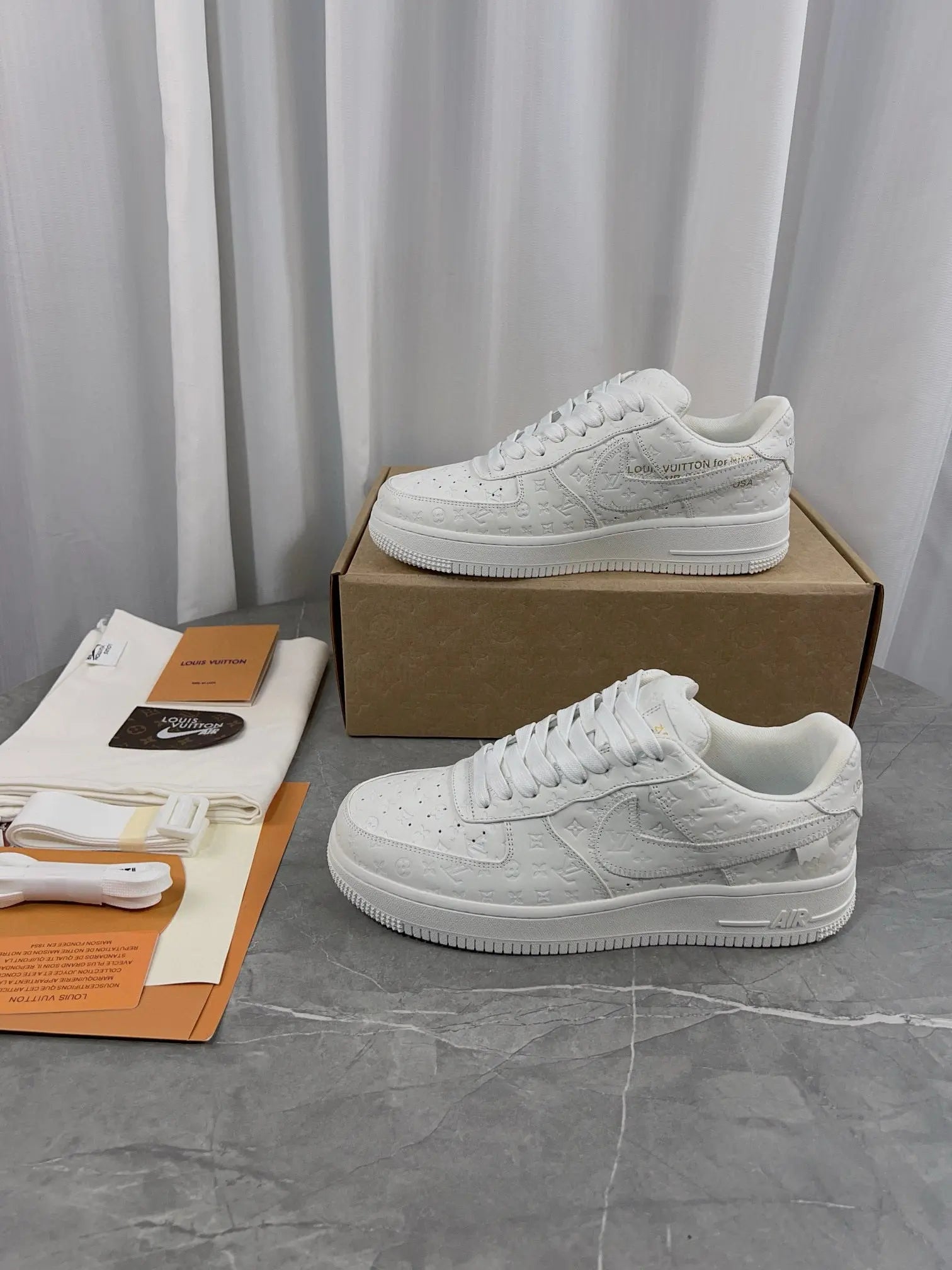 NIKE X LOUIS VUITTON White Air Force 1 - SECOND SOURCE