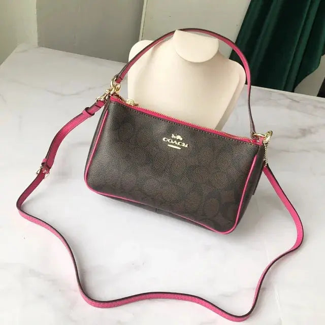 Coach Shoulder Bag Classic - SECOND SOURCE