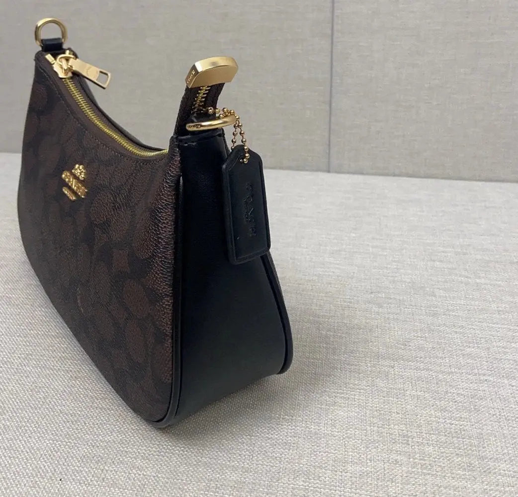 Coach Teri Shoulder Bag 2 - SECOND SOURCE