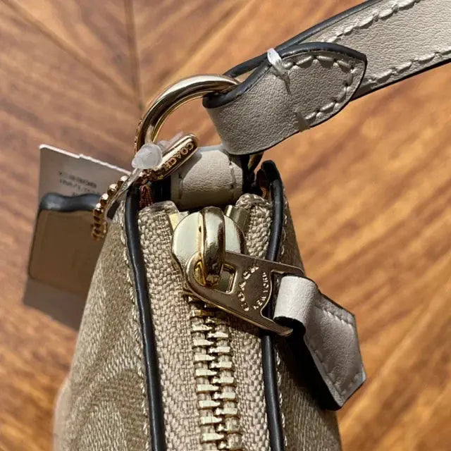 Coach Shoulder Bag - SECOND SOURCE