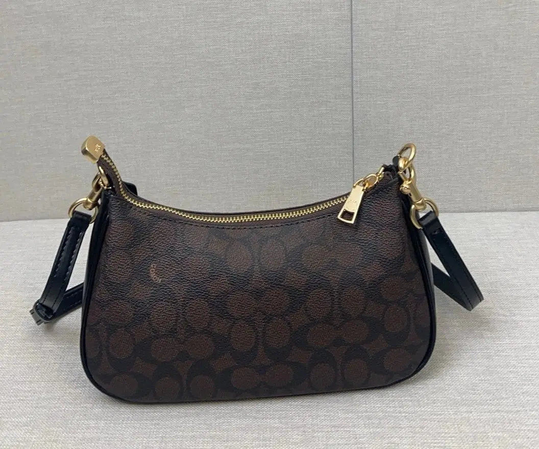 Coach Teri Shoulder Bag 2 - SECOND SOURCE