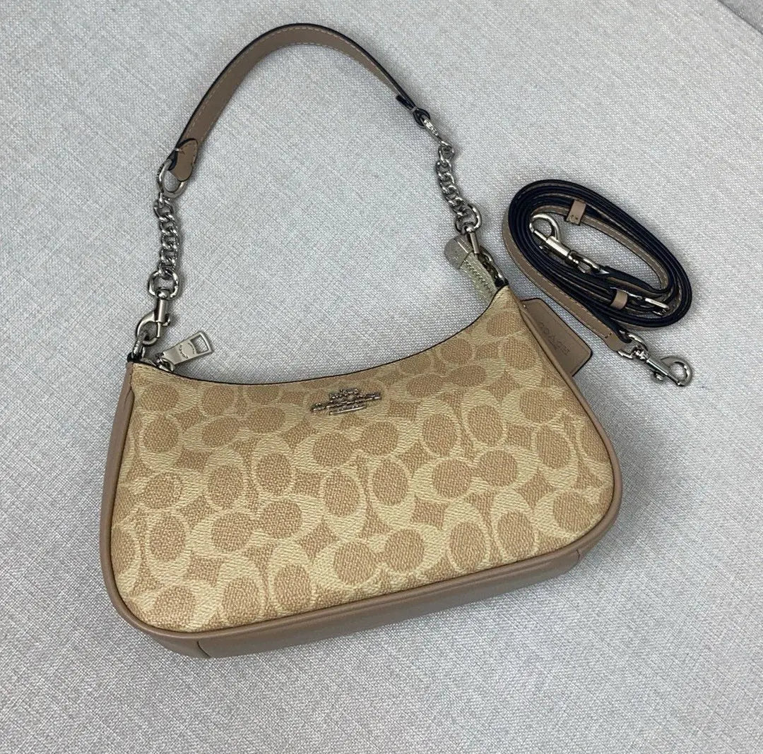 Coach Teri Shoulder Bag 2 - SECOND SOURCE